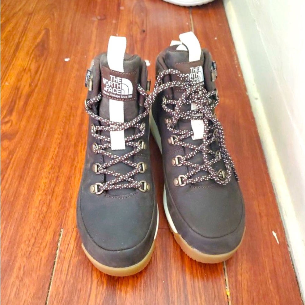 The North Face shoes. New never used